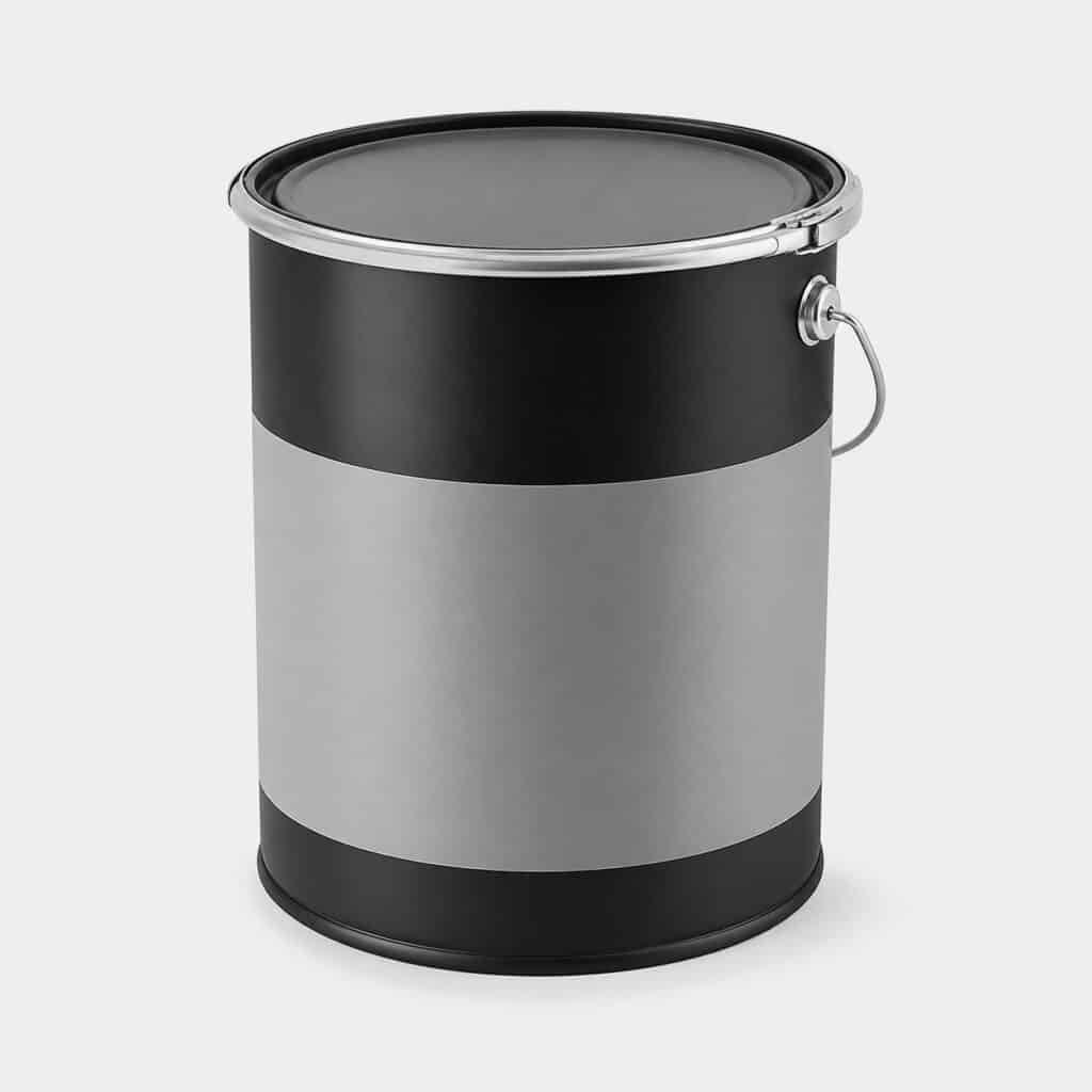 Pot de peinture noire pour bois posé seul sur fond clair, couvercle fermé